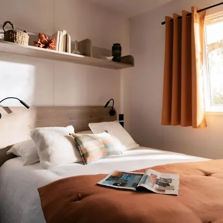 Zecamping 2 Etoiles Acces Direct A La Chiens Acceptes Piscine אתר קמפינג 2*